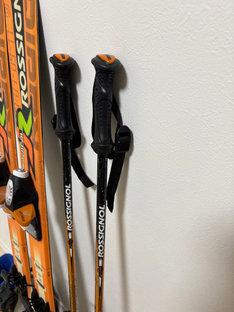 ROSSIGNOLジュニアスキー４点（板110cm、金具、靴21cm、ポール）