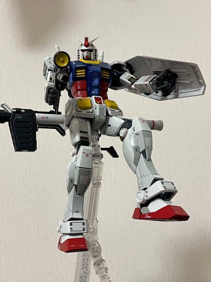 MG RX-78-2 ガンダム 1/100 部分塗装完成品
