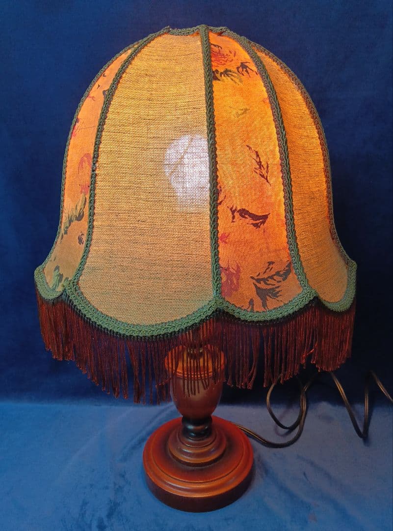 Mitsuboshiアンティークテーブルライト　ランプ　フリンジ付き　間接照明