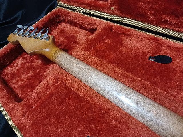 ★SurfGreen Relic Multilayer Stratocaster