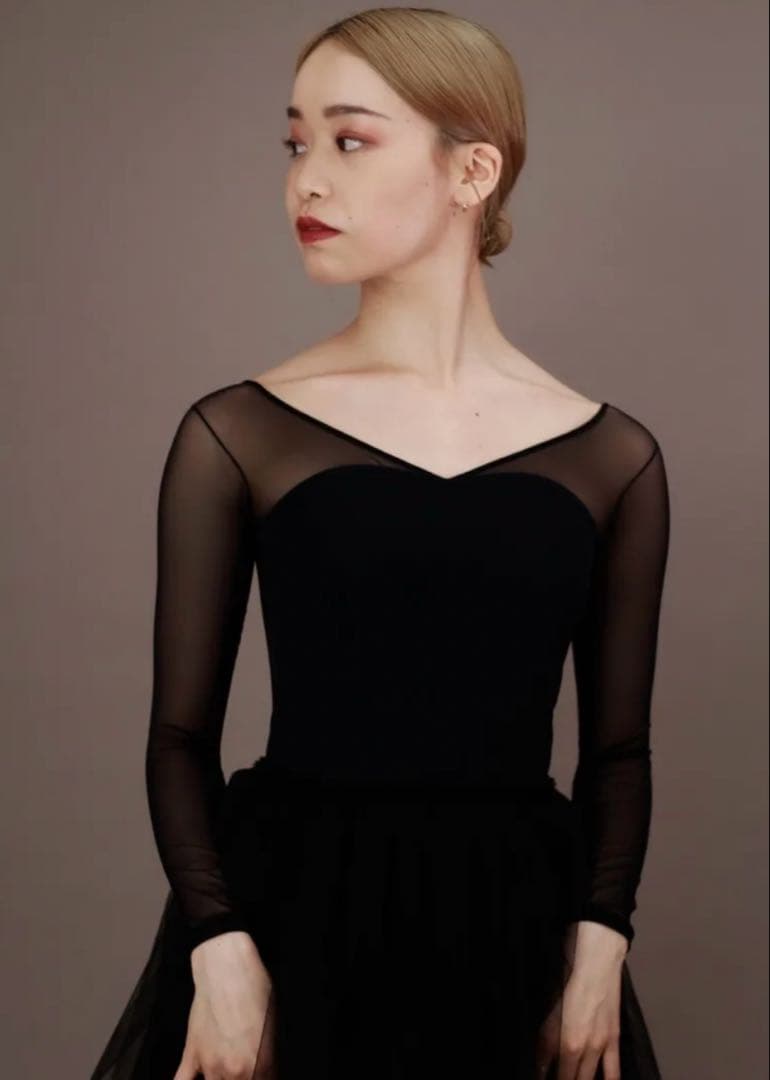 新品　unoa ブラックレオタード　MSサイズ