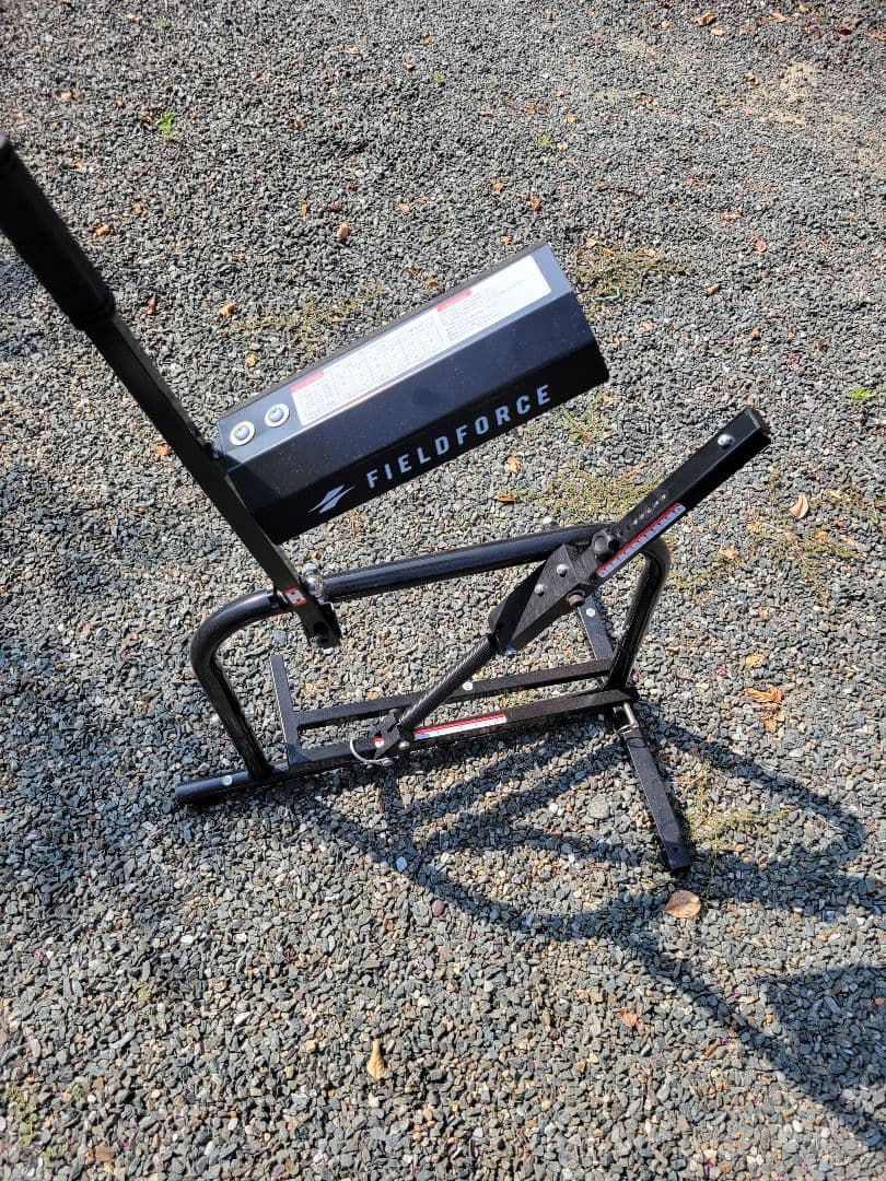 FIELD FORCE 手動式小型・ピッチングマシン　FKAM-500