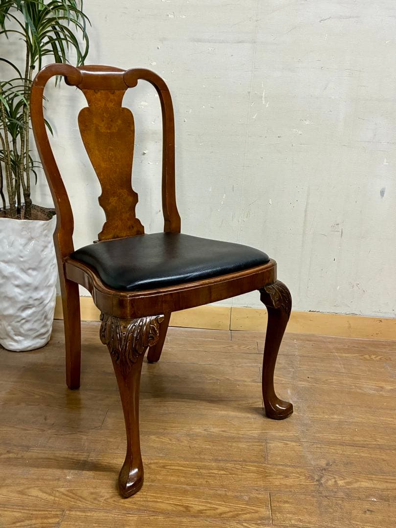 管445☆イギリス製☆Lloyd's Antiques☆クィーンアンチェアー