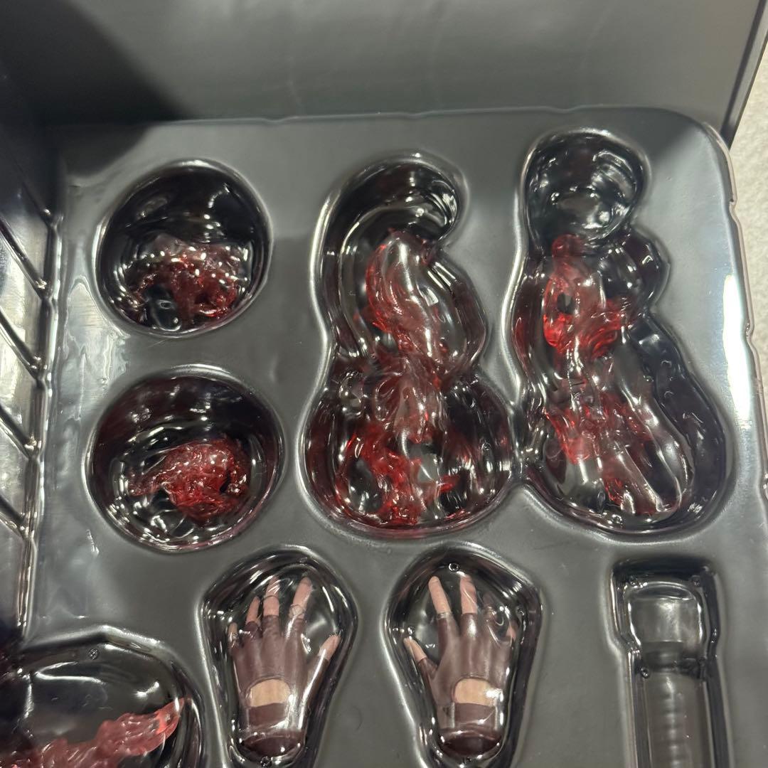 お買い得！ HotToys スカーレット・ウィッチ アルチザン フィギュア