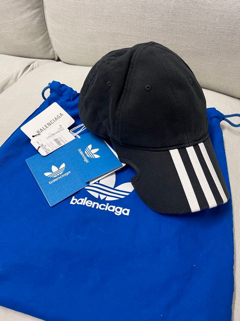 新品未使用balenciaga adidasベースボールキャップブラック