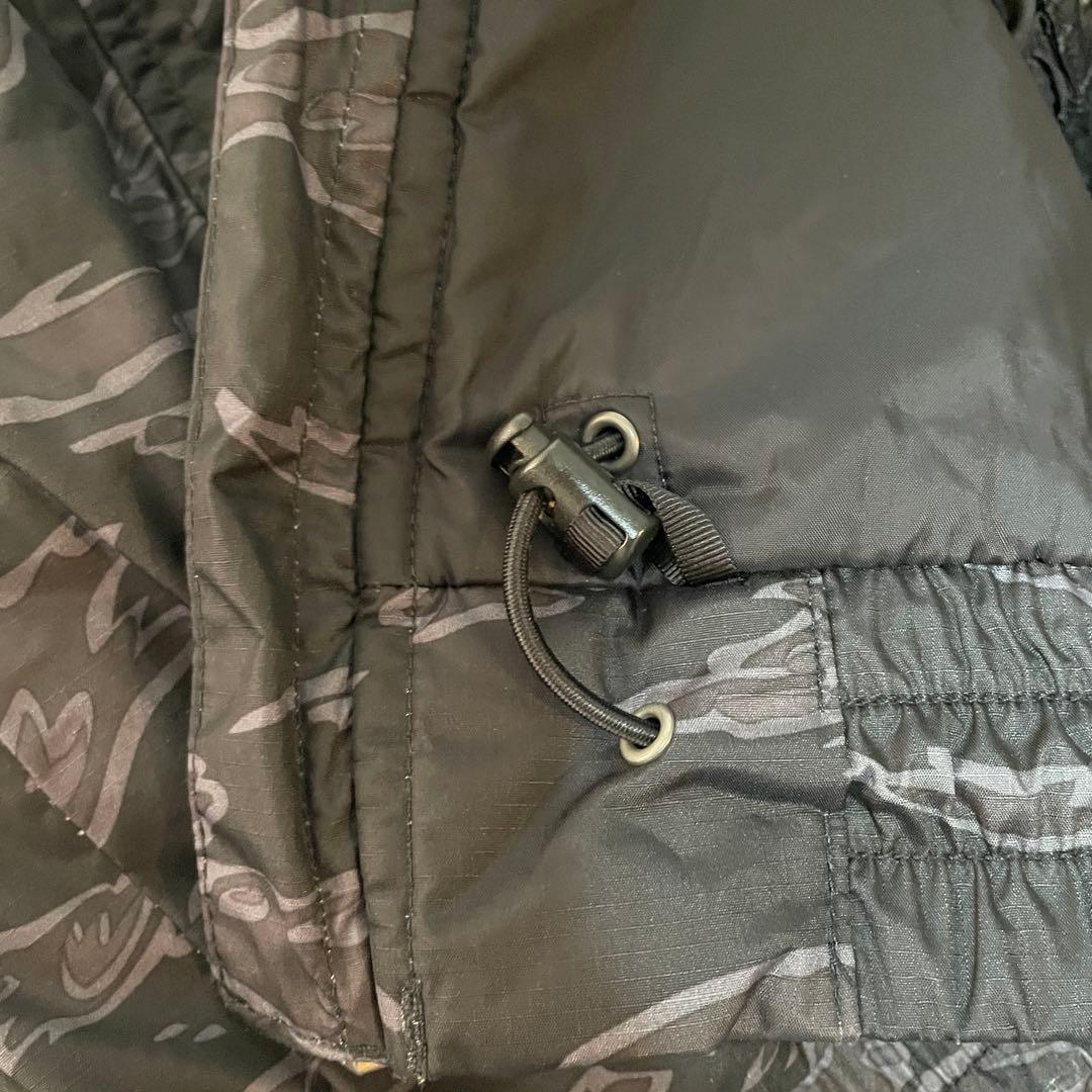 Burtonバートンスキーウェアスノーボードジャケットパーカー黒ブラック迷彩希少