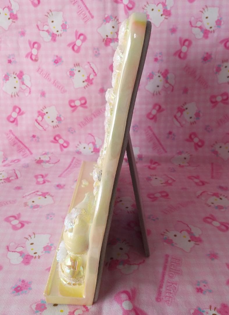 キティ　フォトフレーム　1999年　ダイヤ　ラメ　写真立て　ホワイト