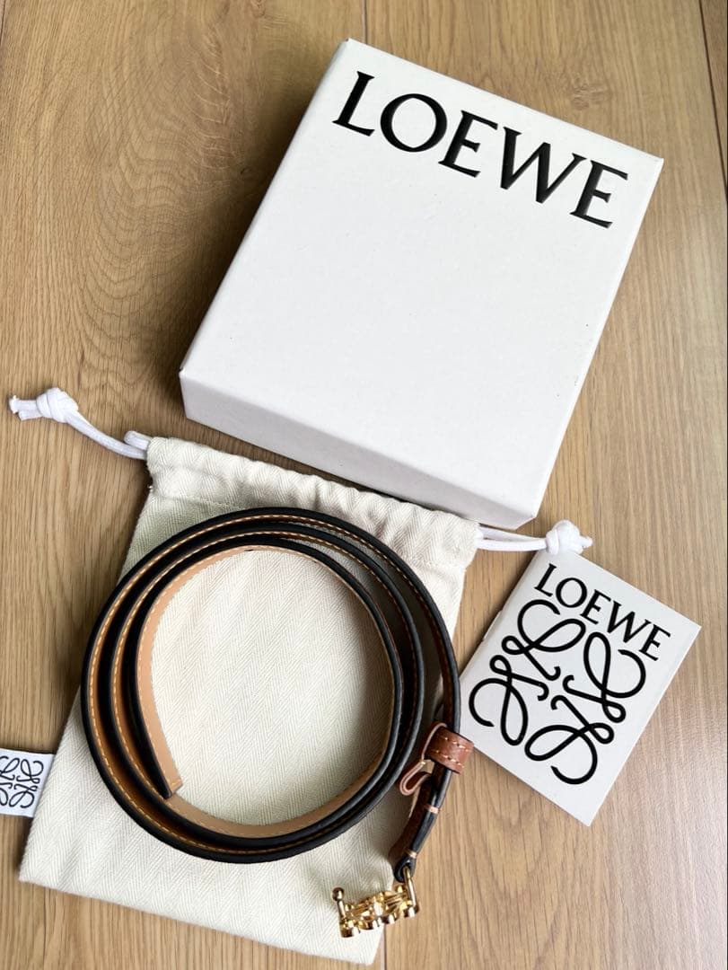 ロエベ　アナグラムベルト