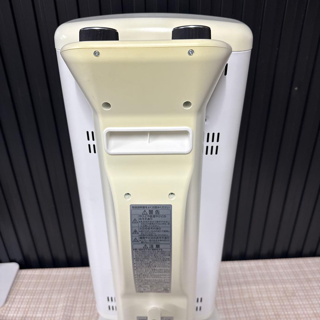 中古品　アラジン遠赤グラファイトヒーター AEH-2G10AJ(W)