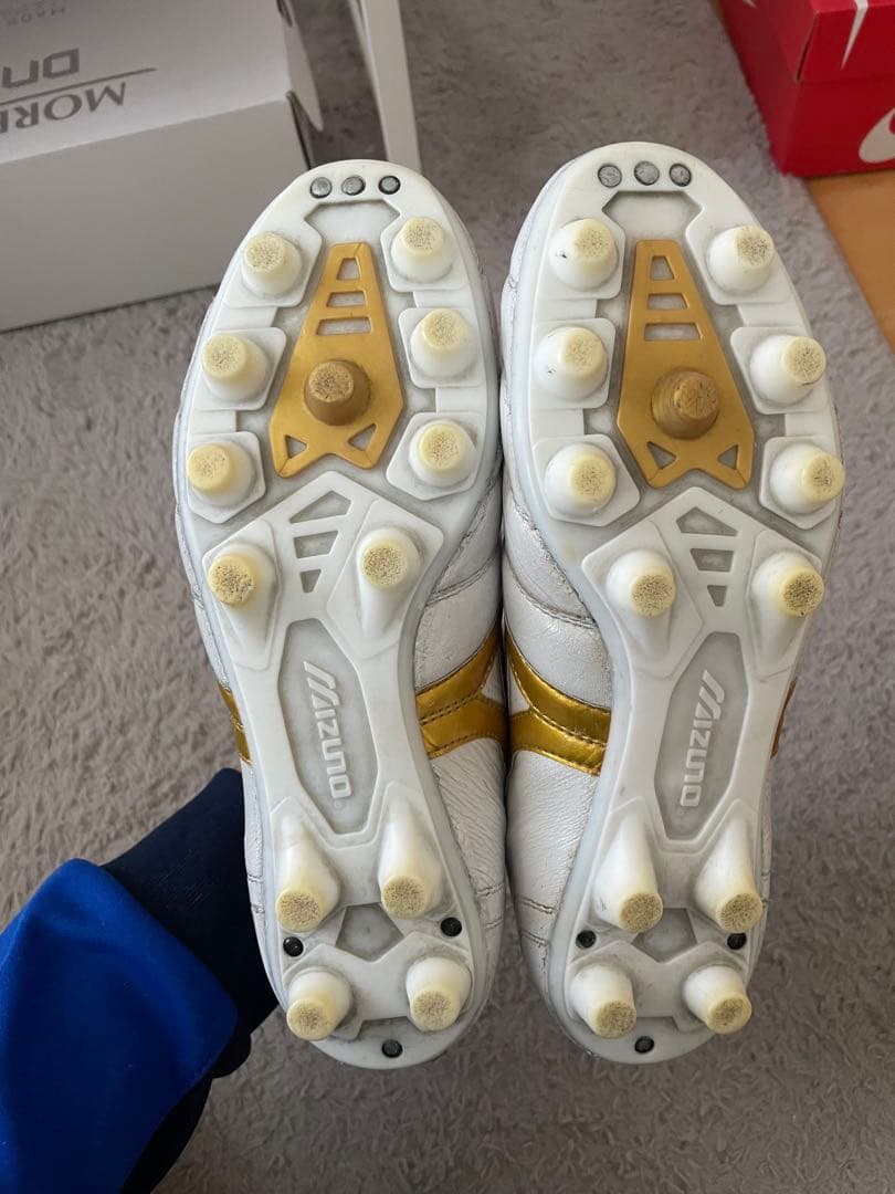 サッカースパイク　ミズノ　モレリア2JAPAN ビクトリーゴールド