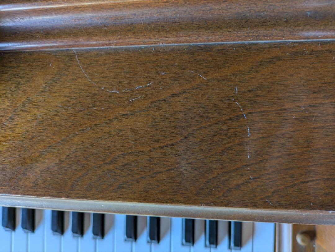 KAWAI　アップライトピアノ　KL-11KF