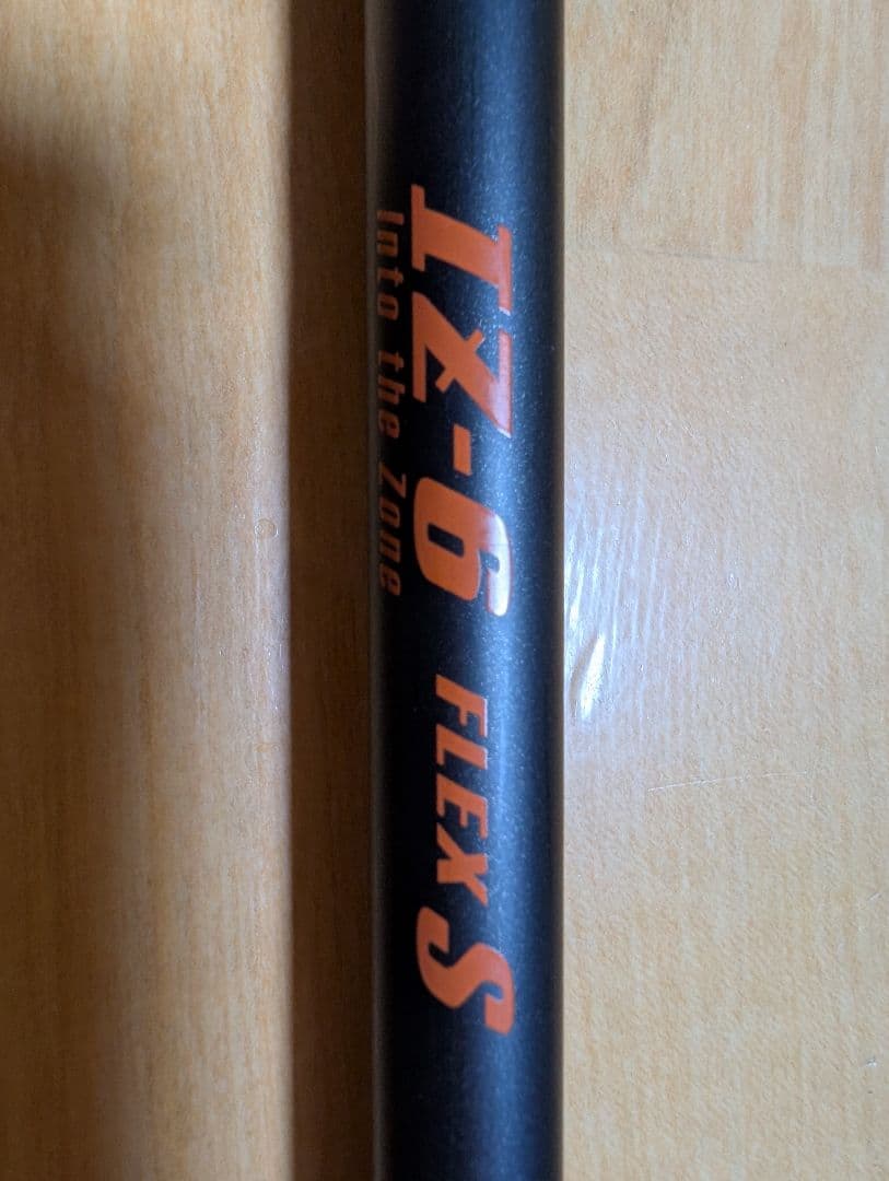 IZ-6 FLEX S グラファイトデザインシャフト　テーラーメイドスリーブ付き