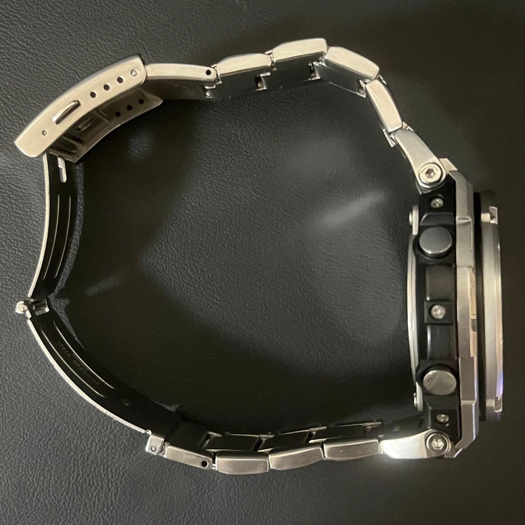 【美品】CASIO G-SHOCK GST-W110D-1AJF 電波ソーラー