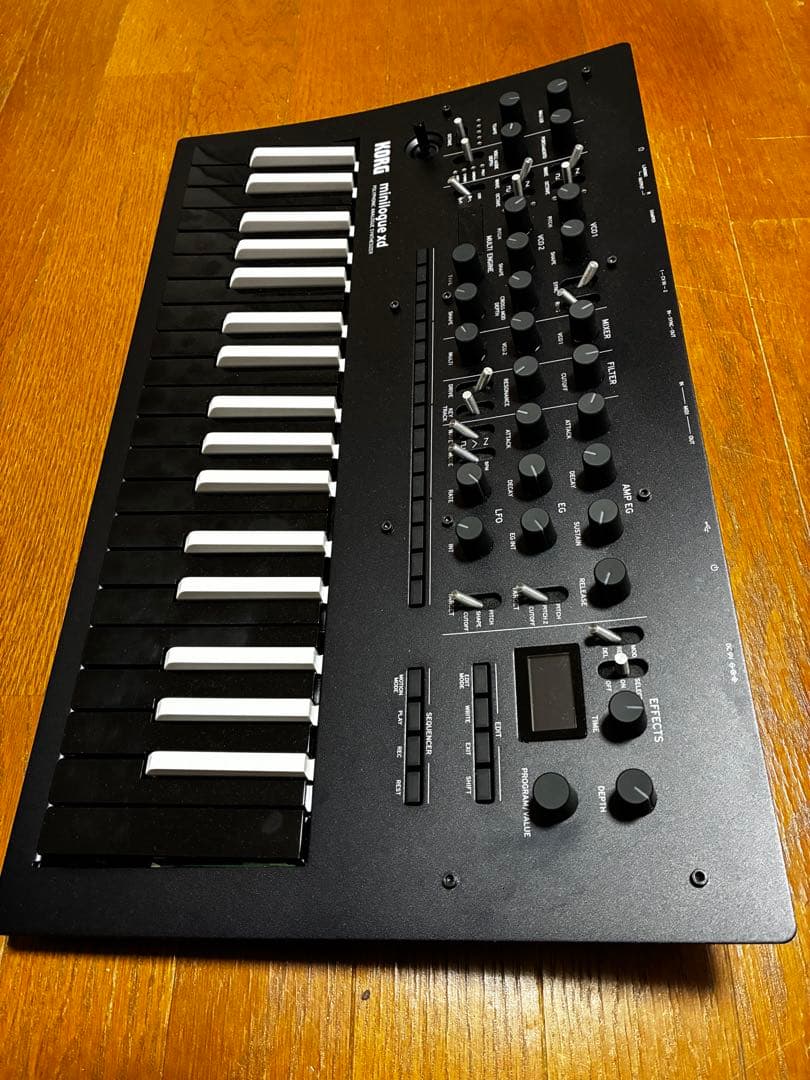 鍵盤楽器 KORG minilogue xd