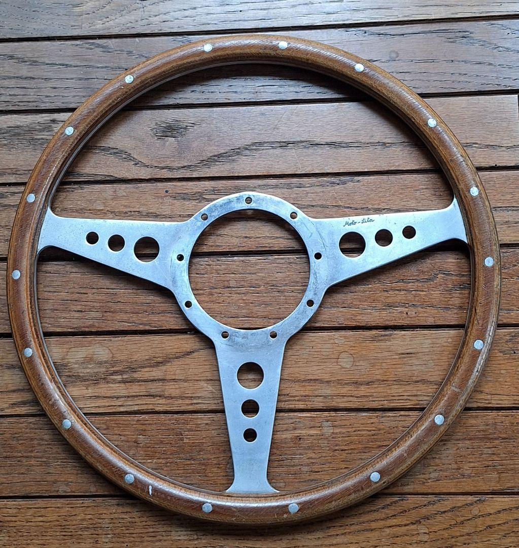 Moto-Lita 3スポーク ステアリングホイール