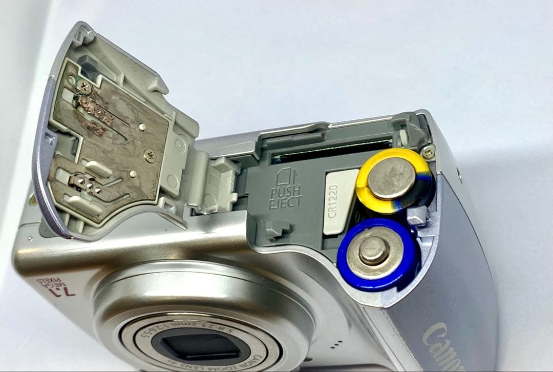 【美品】キャノン パワーショット A550 デジタル コンデジ 単三電池駆動