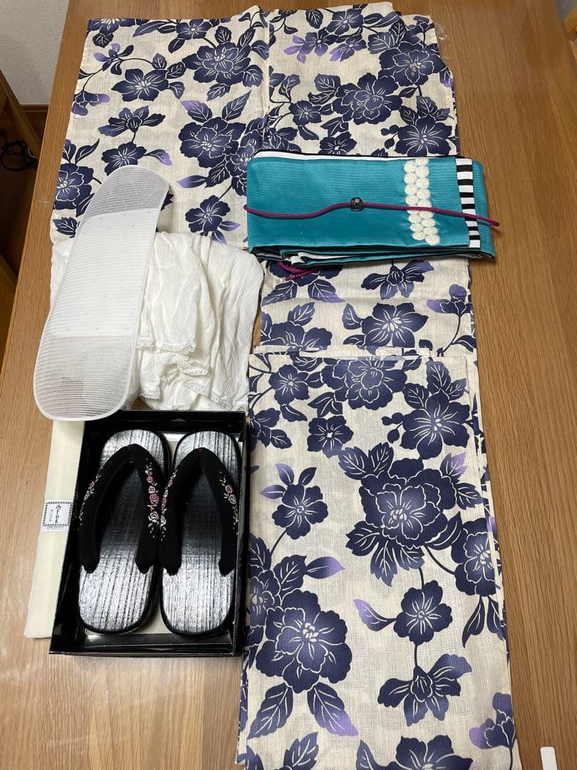 【綿麻】花柄浴衣・帯・下駄　他計7点セット