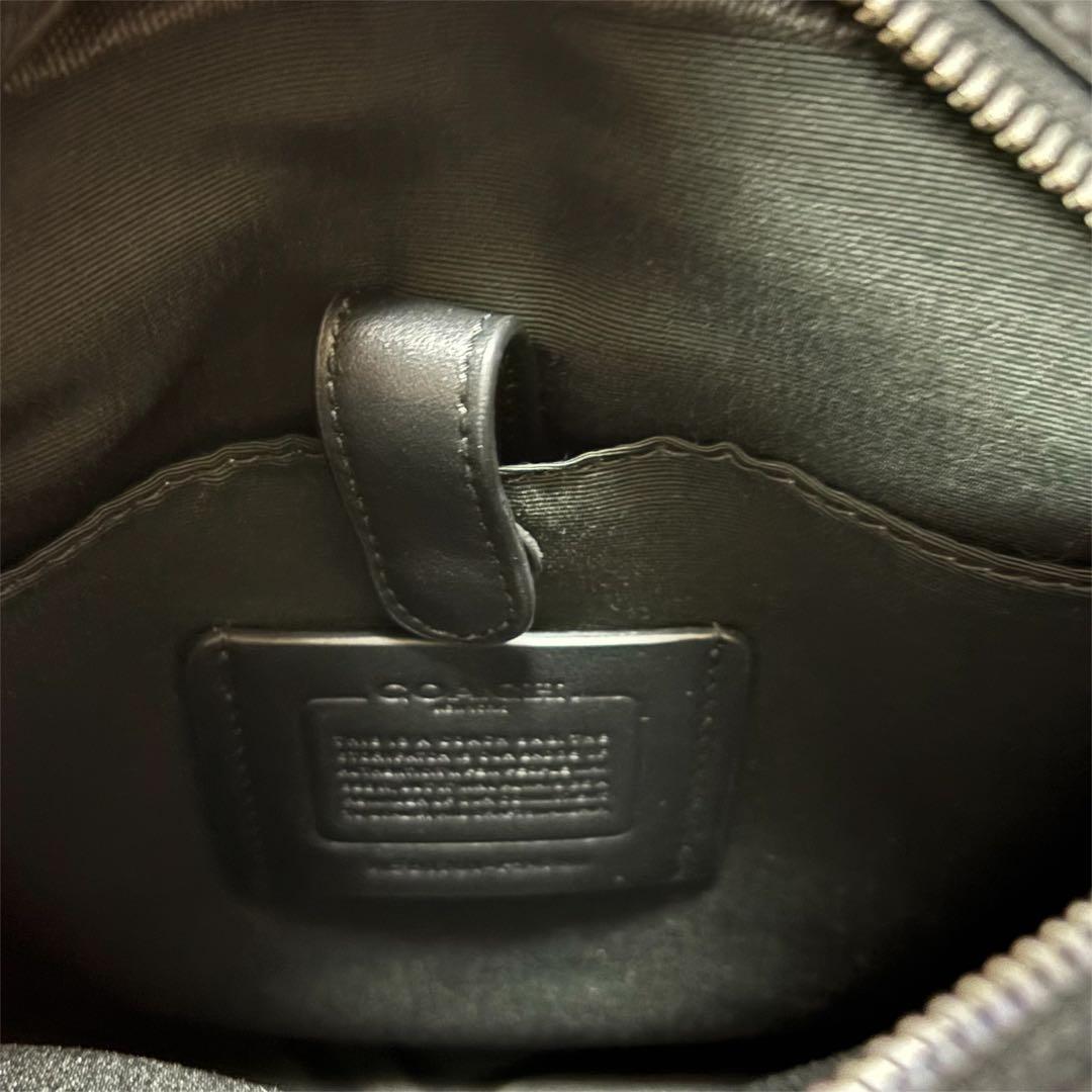 【美品】コーチ ショルダーバッグ シグネチャー サコッシュ PVCレザー 黒