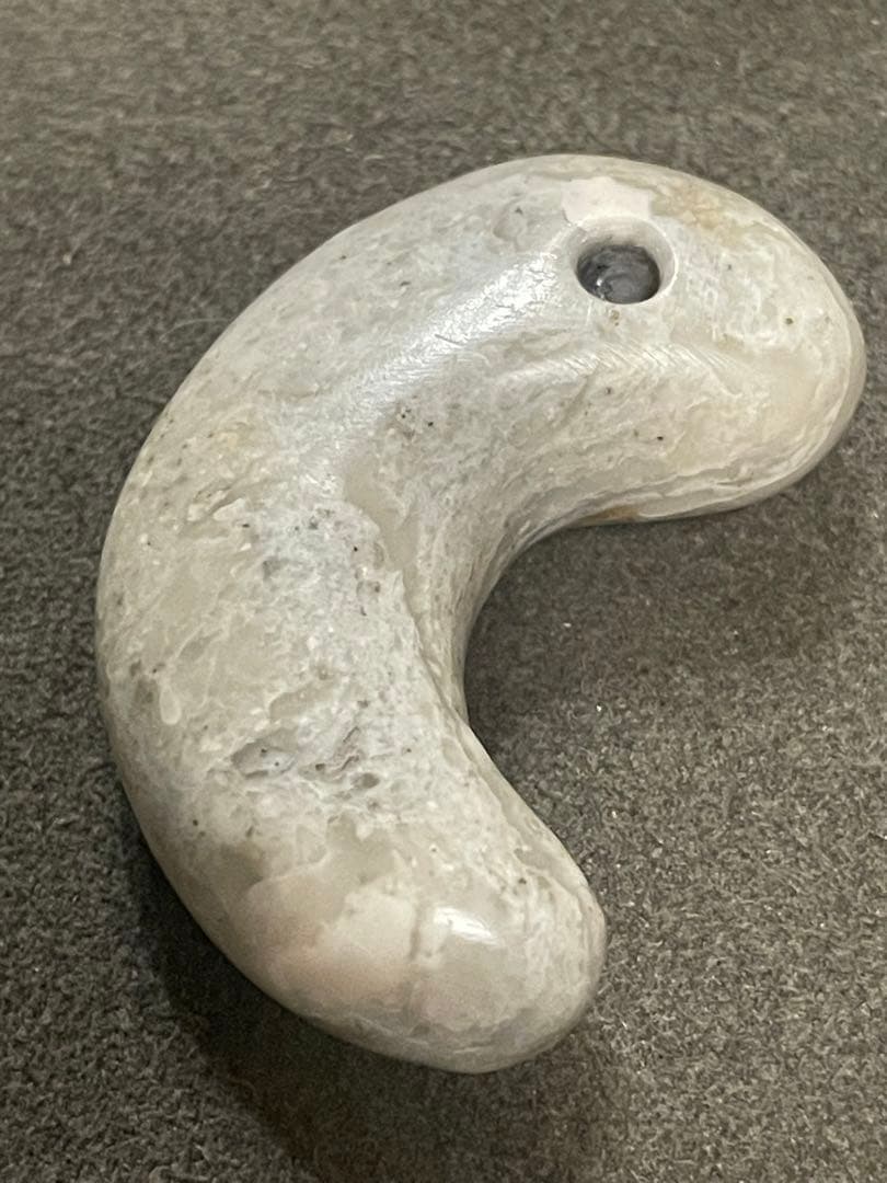 古墳時代　石製勾玉　出土　ジャスパー　滑石　大型