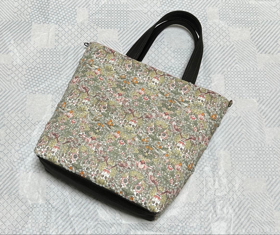 スマイル 様 strawberryThief