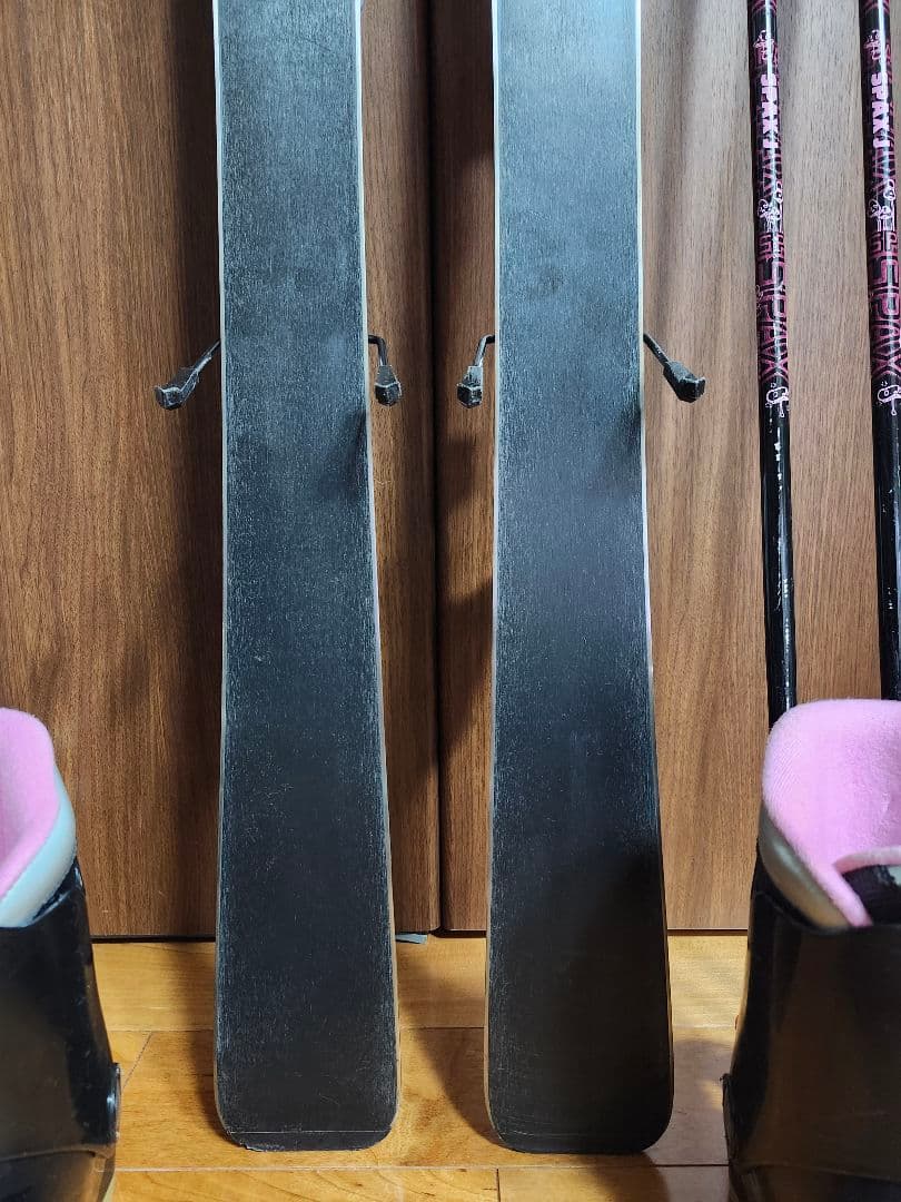 子供用 スキー板110cm　金具　ブーツ　ストック　4点セット