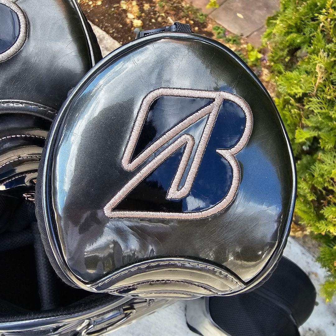 ブリヂストン】限定ガンメタ×エナメル 9.5型3点式キャディバッグ ヘッドカバー