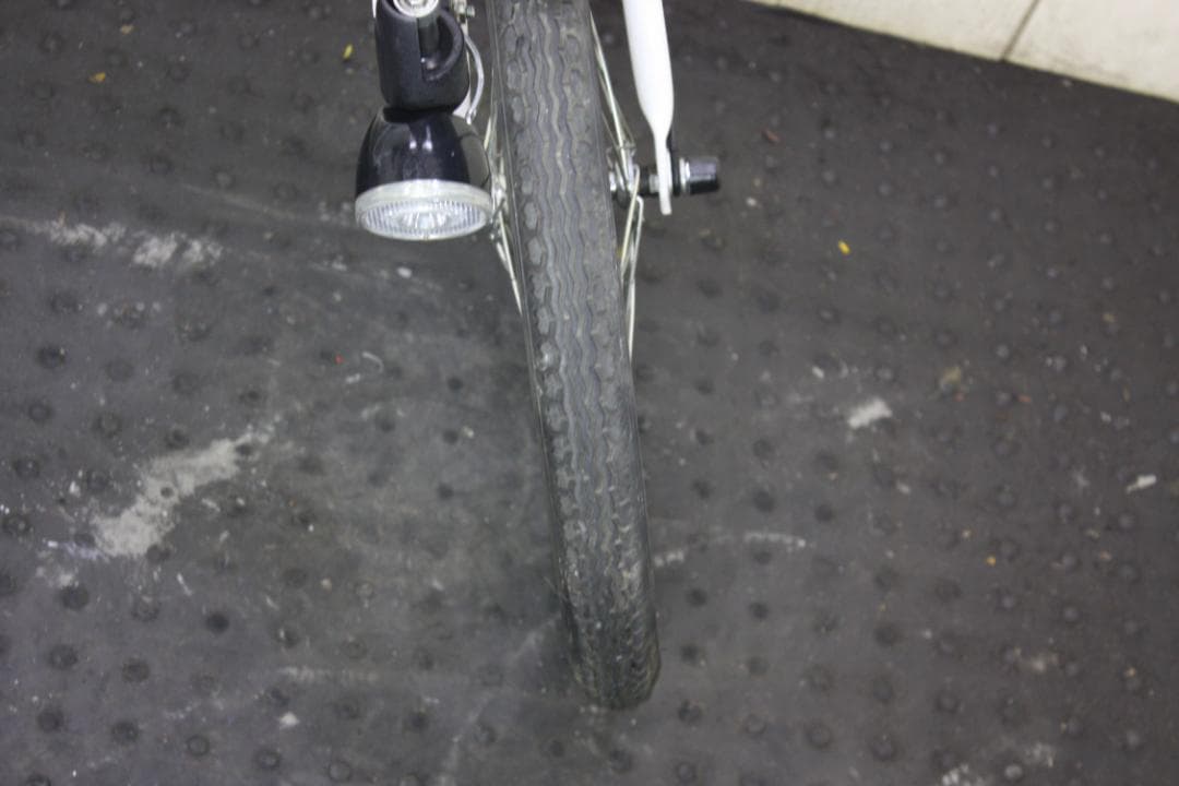 サイクルスポット トワエモワ 20インチ シマノ6段 LED仕様 ミニベロ