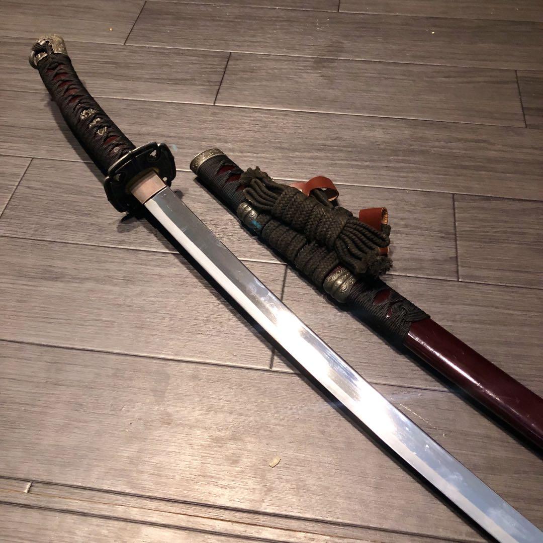 高級模造刀　日本軍拵え　居合刀　樋入刀身　合金刀身　朱拵え　重みあり