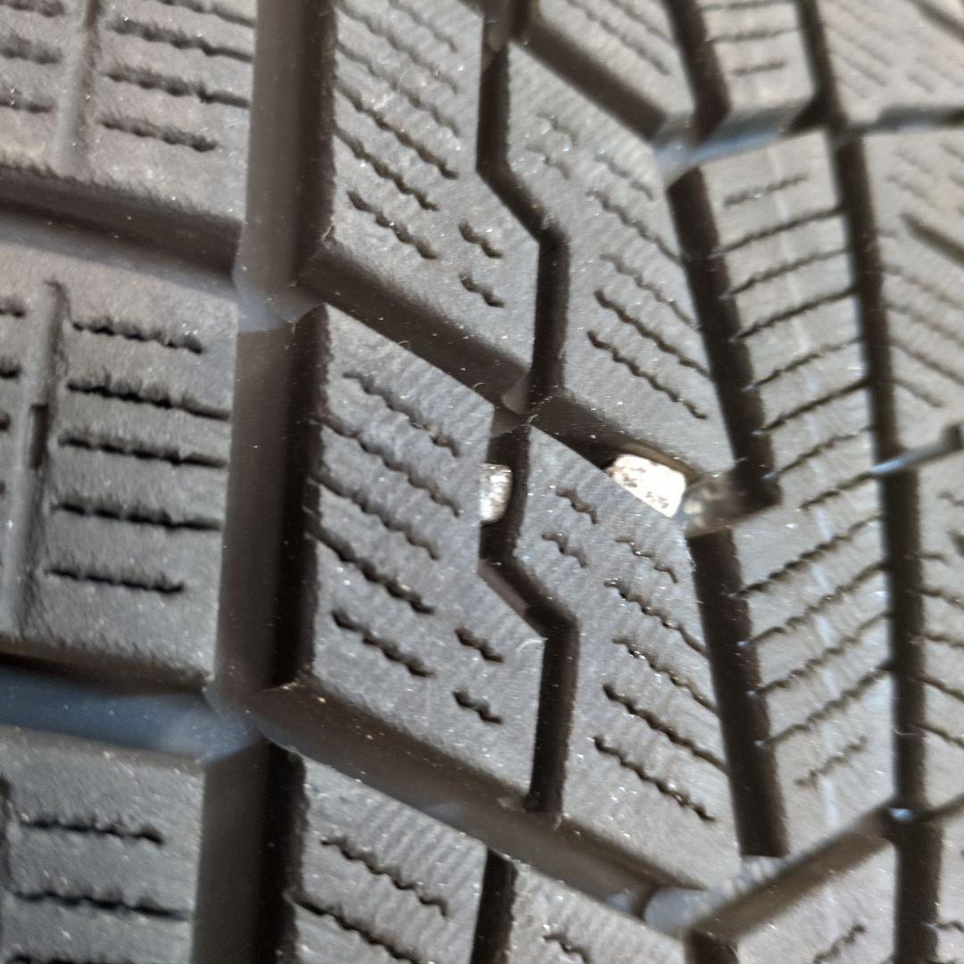 美品9分〜　2023年　60系プリウス　ヨコハマスタッドレス　195/60R17