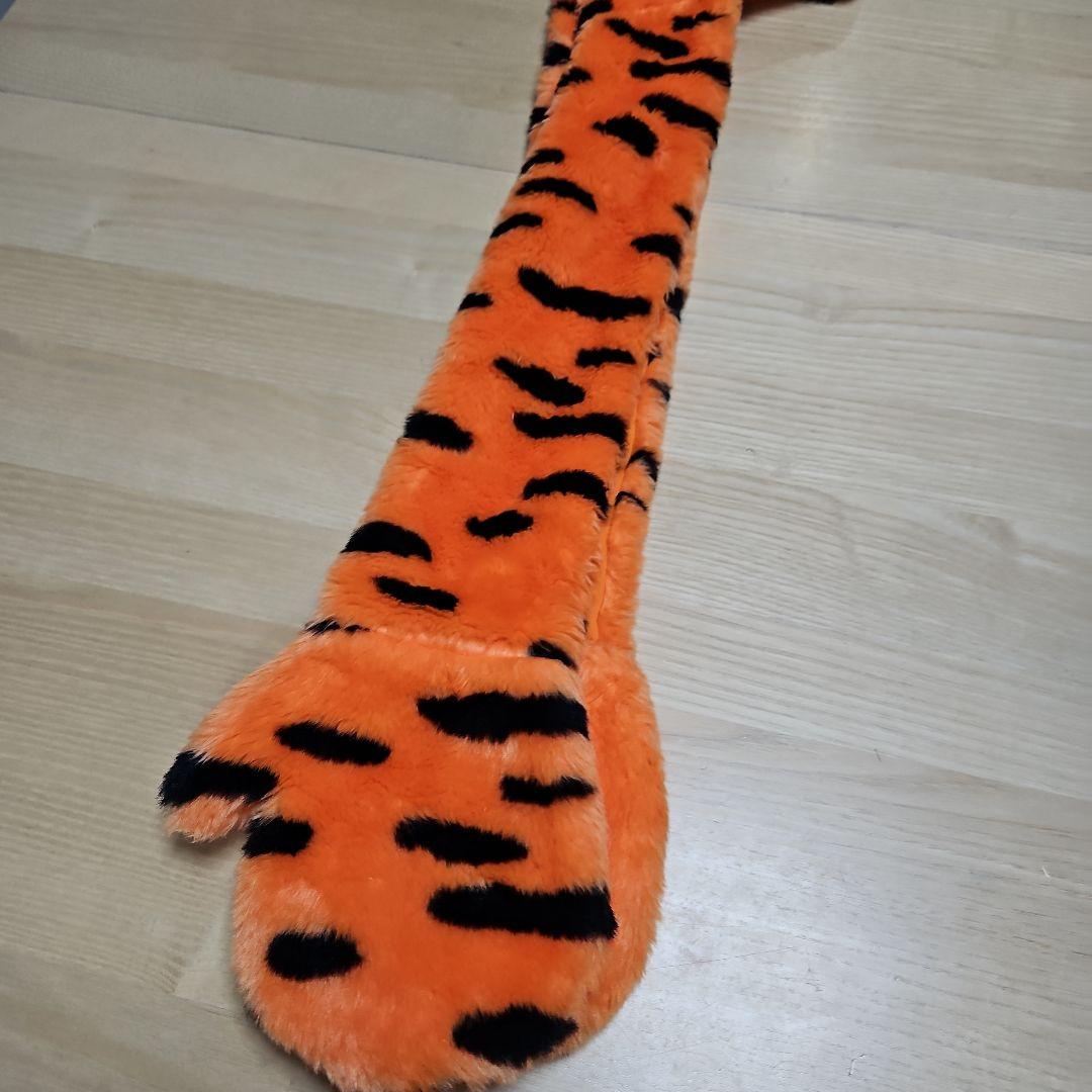 東京ディズニーリゾート　ティガー マフラーキャップ　プーさん