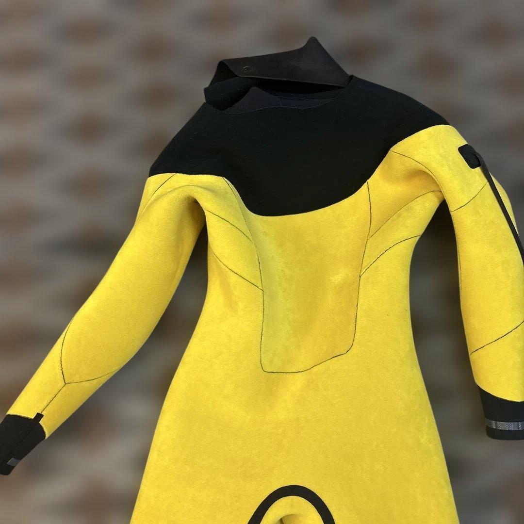 BEWET ブラック セミドライスーツ