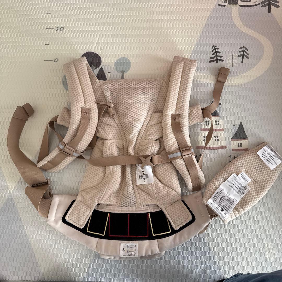 ergobaby 抱っこ紐 ベージュ メッシュ