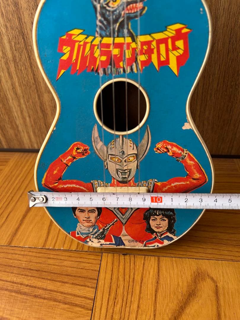 ウルトラマンタロウ ウクレレ