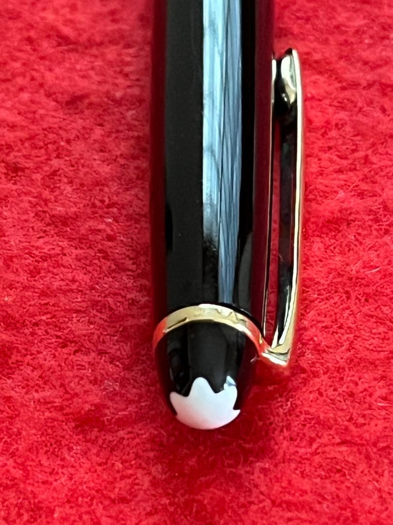 モンブランボールペン マイスターシュテュック 164 リフィル新品＋もう一本付‼️