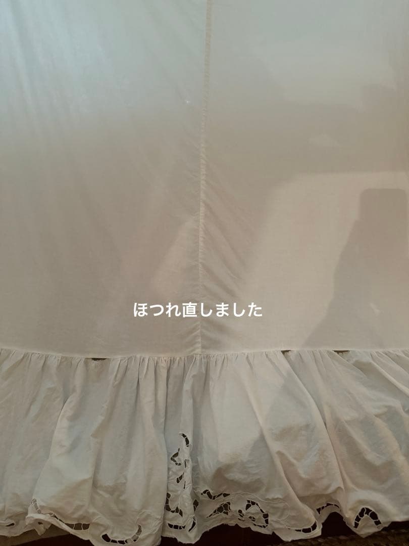 SALE❣️フランスアンティークஐ⋆*フリフリ花柄刺繍のベッドカバー