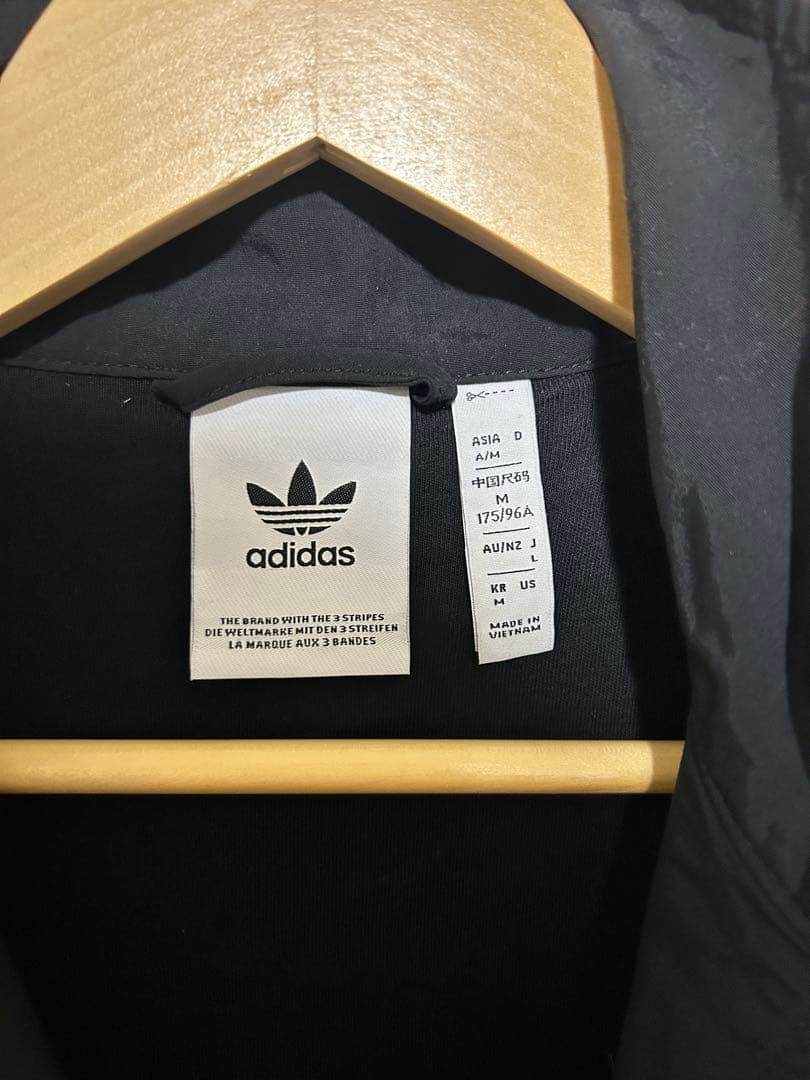 【y2k テック系】アディダスオリジナルス ナイロン トラックジャケット 黒 L