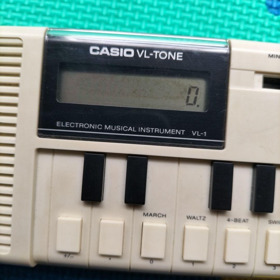 CASIO VL-TONE アナログシンセサイザー[ケース付き]