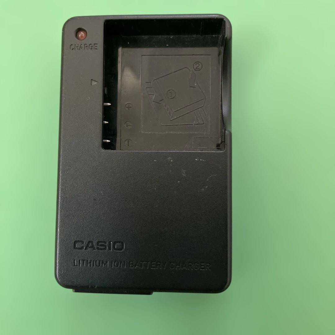 CASIO EXILIM EX-Z300 デジタルカメラ　ピンク⭐︎希少カラー⭐︎