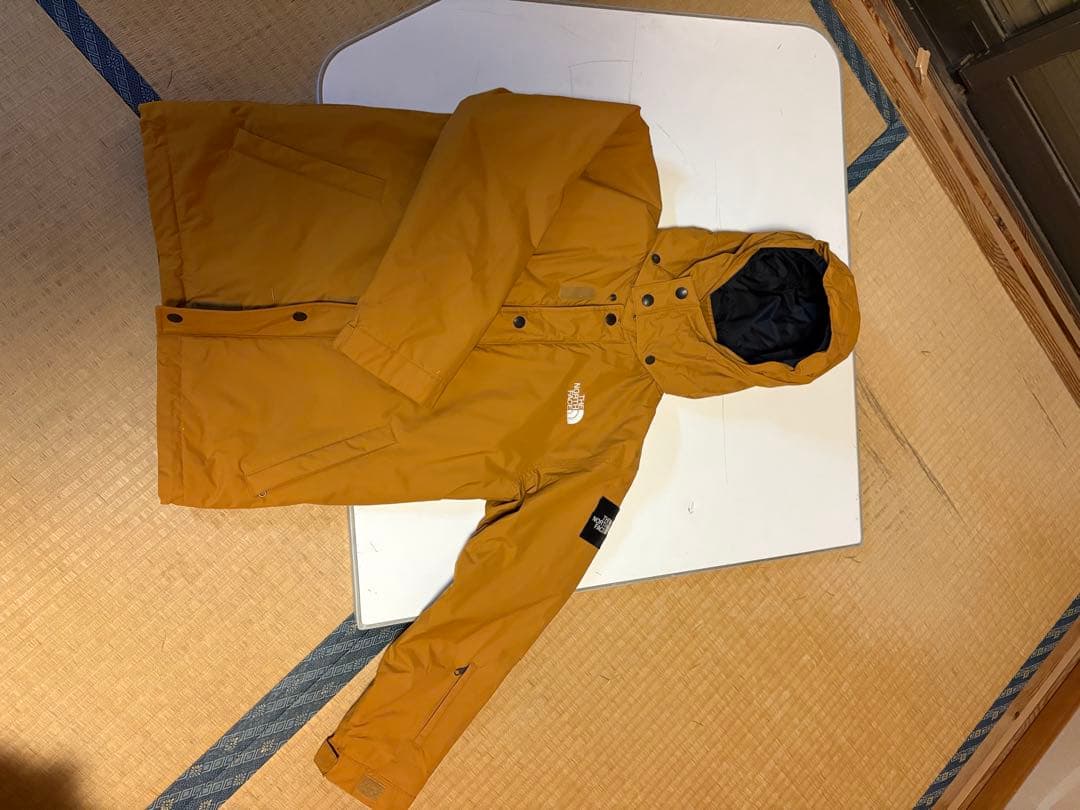 ノースフェイススノージャケット