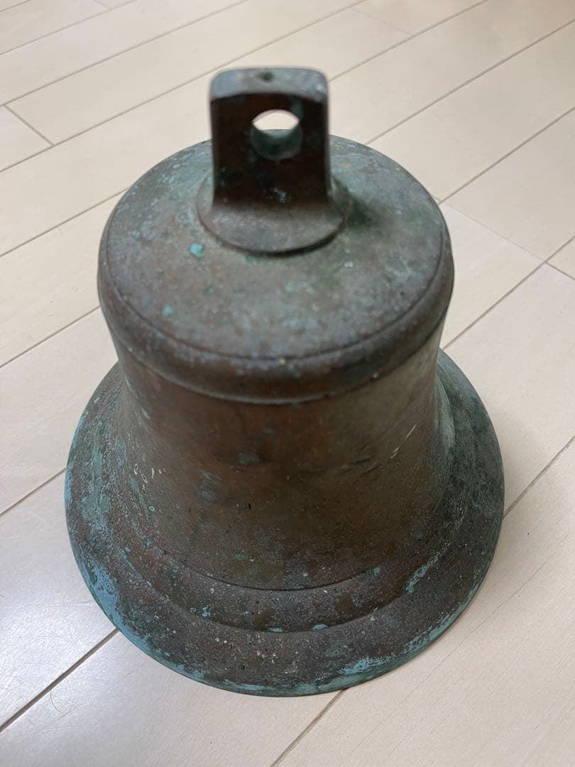 マリーナ　船　ベル