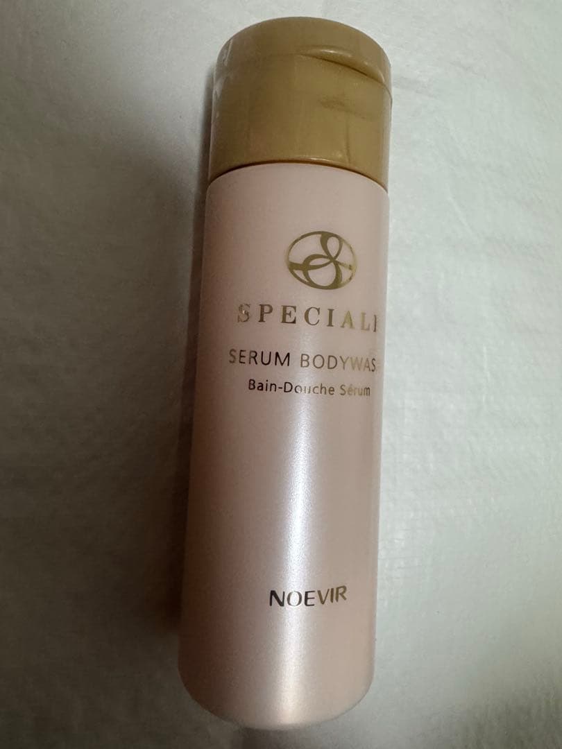 ノエビア　スペチアーレ×ニューロジック　薬用セラム