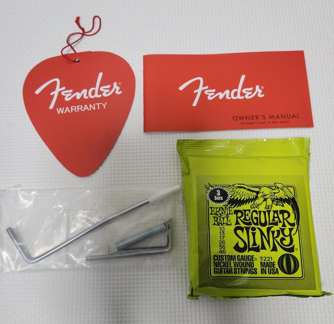 Squier ストラトキャスター サンバーストBullet ギター