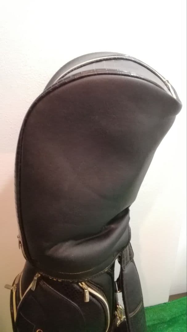 CORAGIO コラッジオ　ワニ柄 キャディバッグ　ブラック　型押し