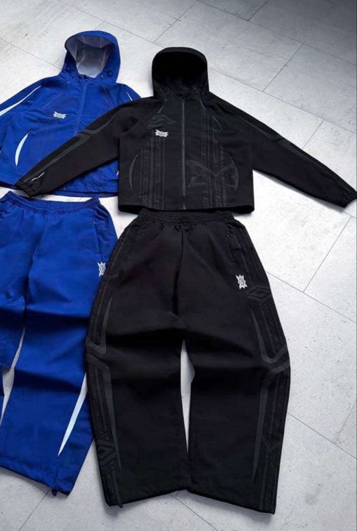 最安値　mertra umbro トラックジャケット xs 短丈