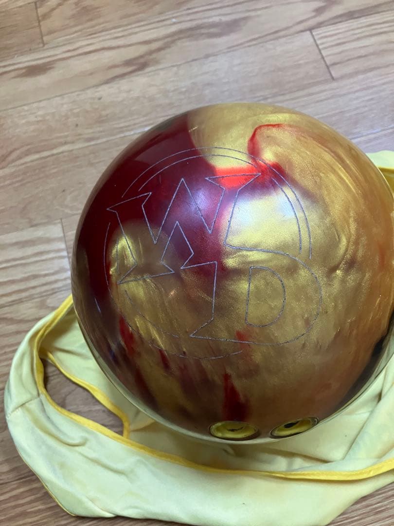 Jackal 赤ボウリングボールとスペアボール シューズ、カバン全てセット