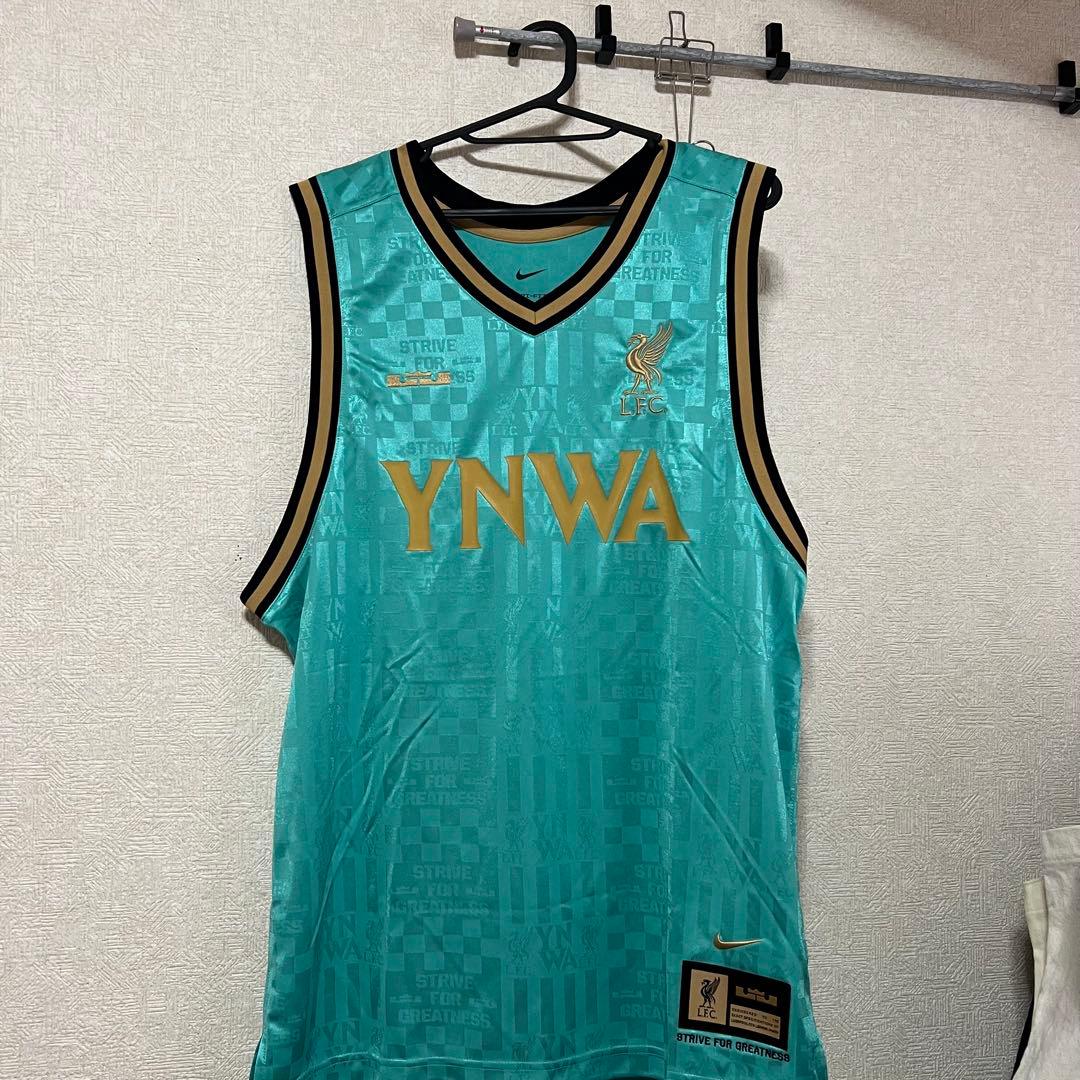 Liverpool ウェア　上下セット