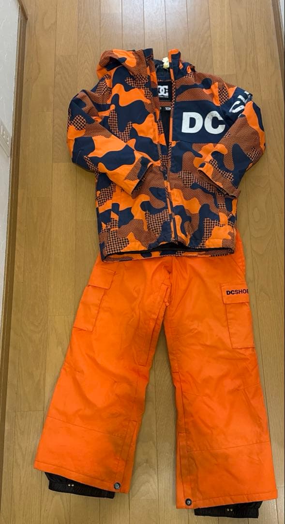 DC スノーボードウェア キッズ　130cm〜140cm