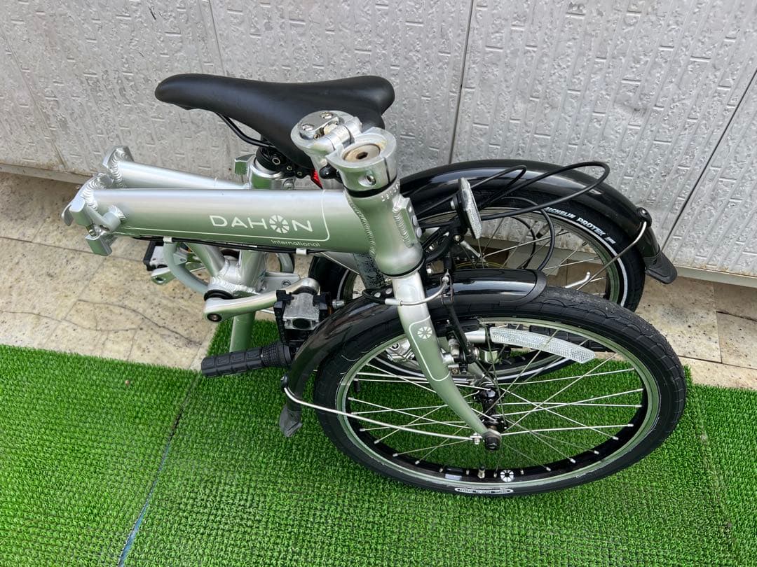 Dahon Vybe D7 ダホン　折りたたみ自転車 20インチ