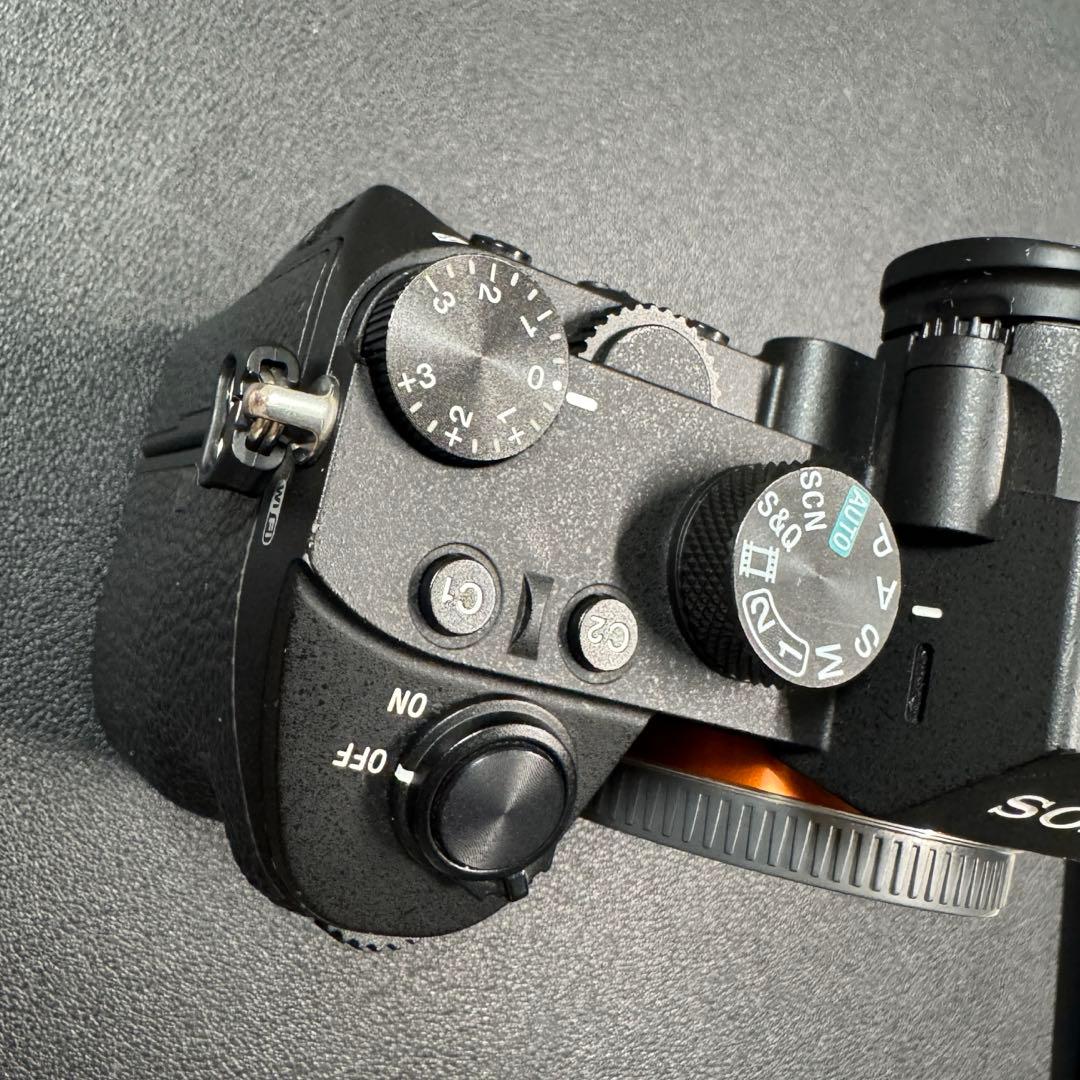 【美品】SONY α7 III（ILCE-7M3） [ボディ] おまけ付き