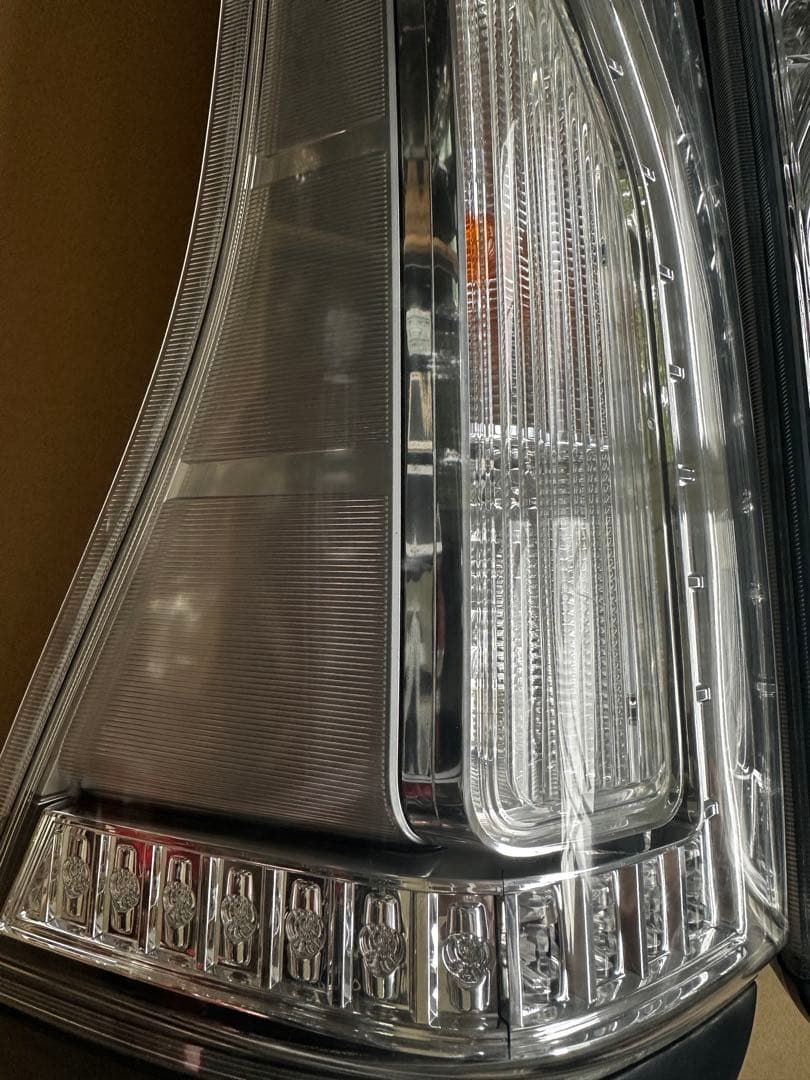 日産 セレナ C26 後期 純正テールランプ 左右セット 点灯確認済